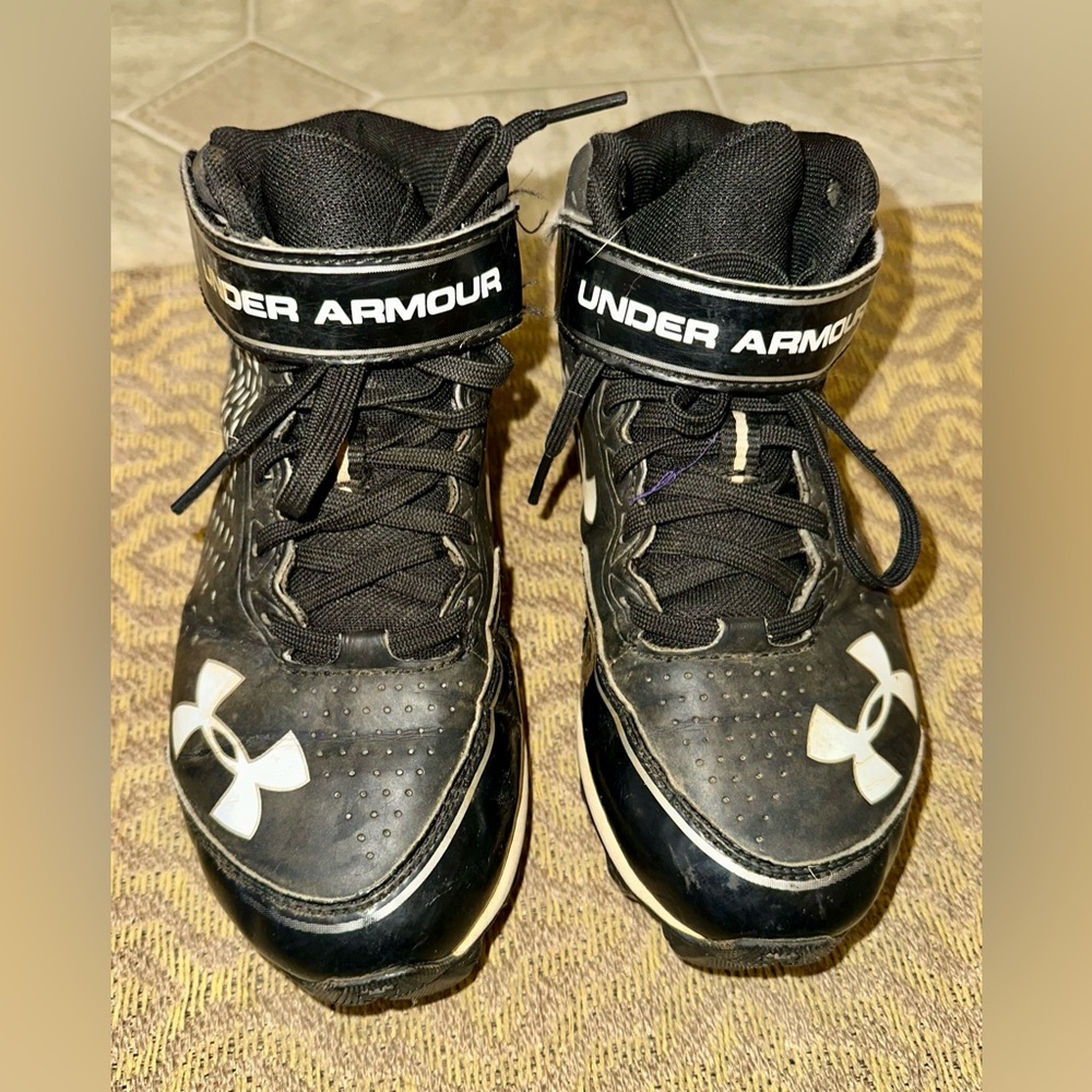 Under Armour Kids Black Cleats